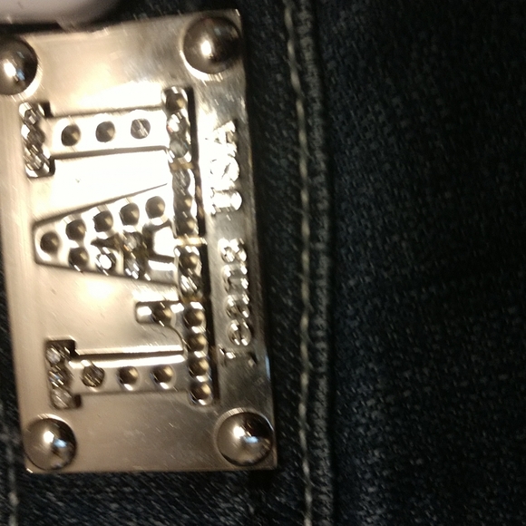 To small - Picture 4 of 5